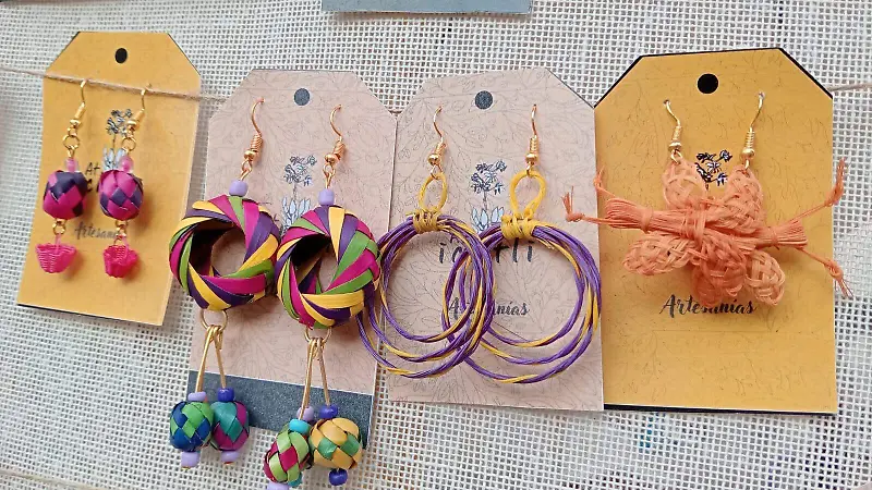 ARTESANOS-ARTE LOCAL